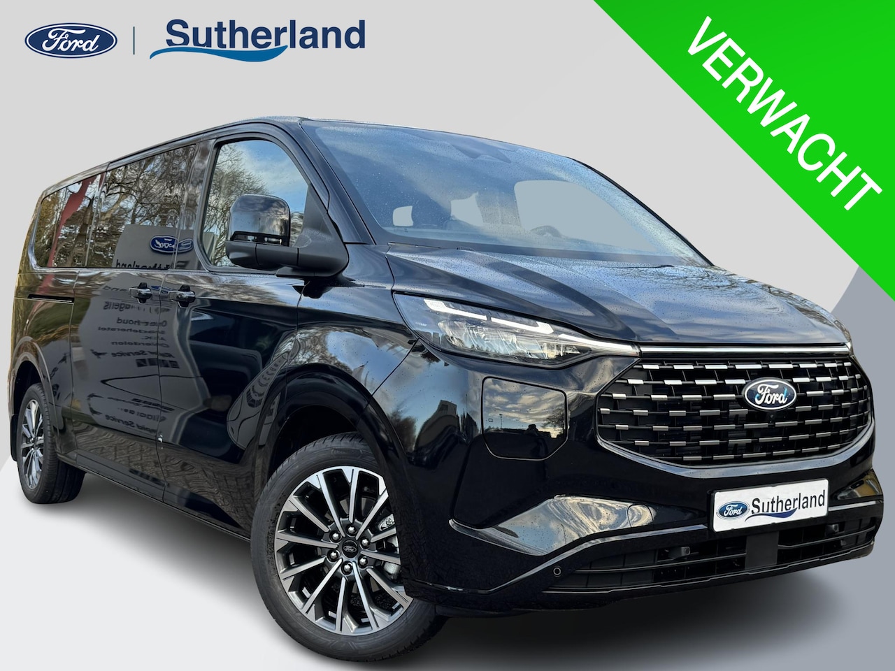 Ford Transit Custom Tourneo - 340 2.5 PHEV L2H1 Titanium X 233pk | Incl. BTW/BPM Rijklaar | Handsfree elektrische dubbel - AutoWereld.nl
