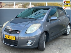 Toyota Yaris - 1.8 VVTi TS Sport 5Drs*MultiMedia*Airco*133PK*Keyless*AllSeason