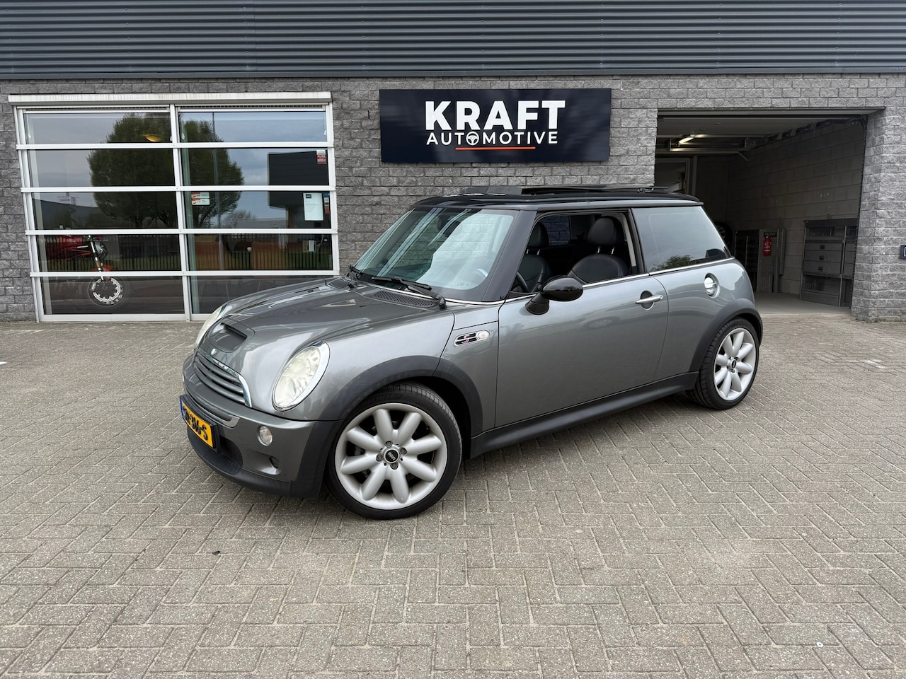 MINI Cooper S - Mini 1.6 | PANO | Airco | Stoelverwarming | Leder | Nieuwe APK | - AutoWereld.nl