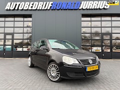 Volkswagen Polo - 1.4-16V Turijn Airco/Goed onderhouden /5 deurs