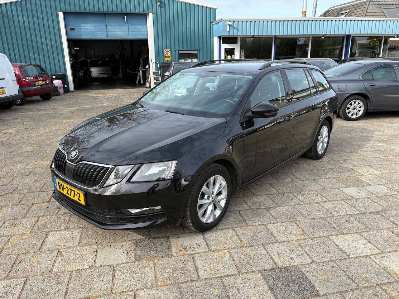 Skoda Octavia Combi - 1.0 TSI Greentech Ambition Business 1.0 TSI Greentech Ambition Business - AutoWereld.nl