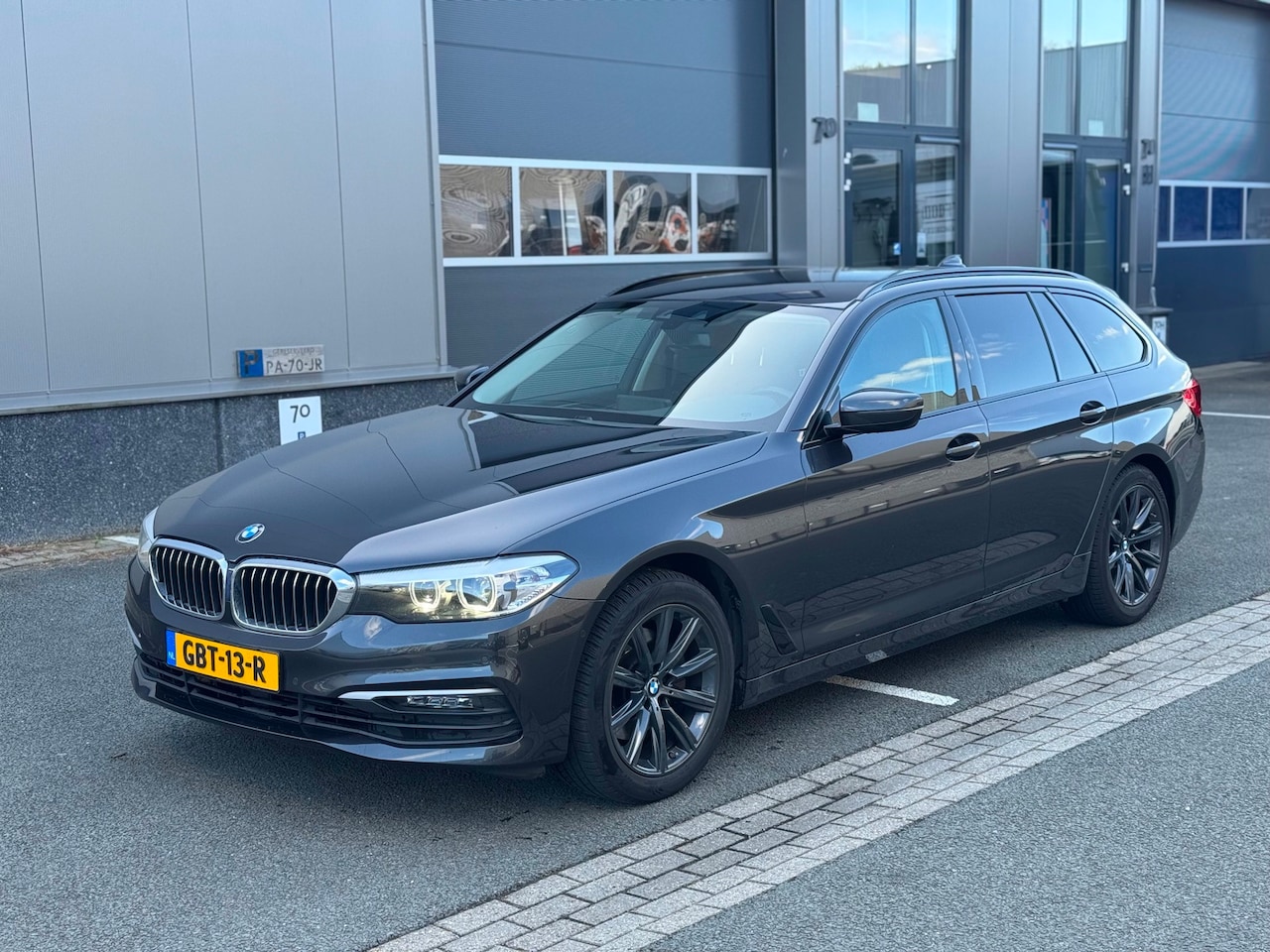 BMW 5-serie Touring - 520d Executive 520d Executive - AutoWereld.nl