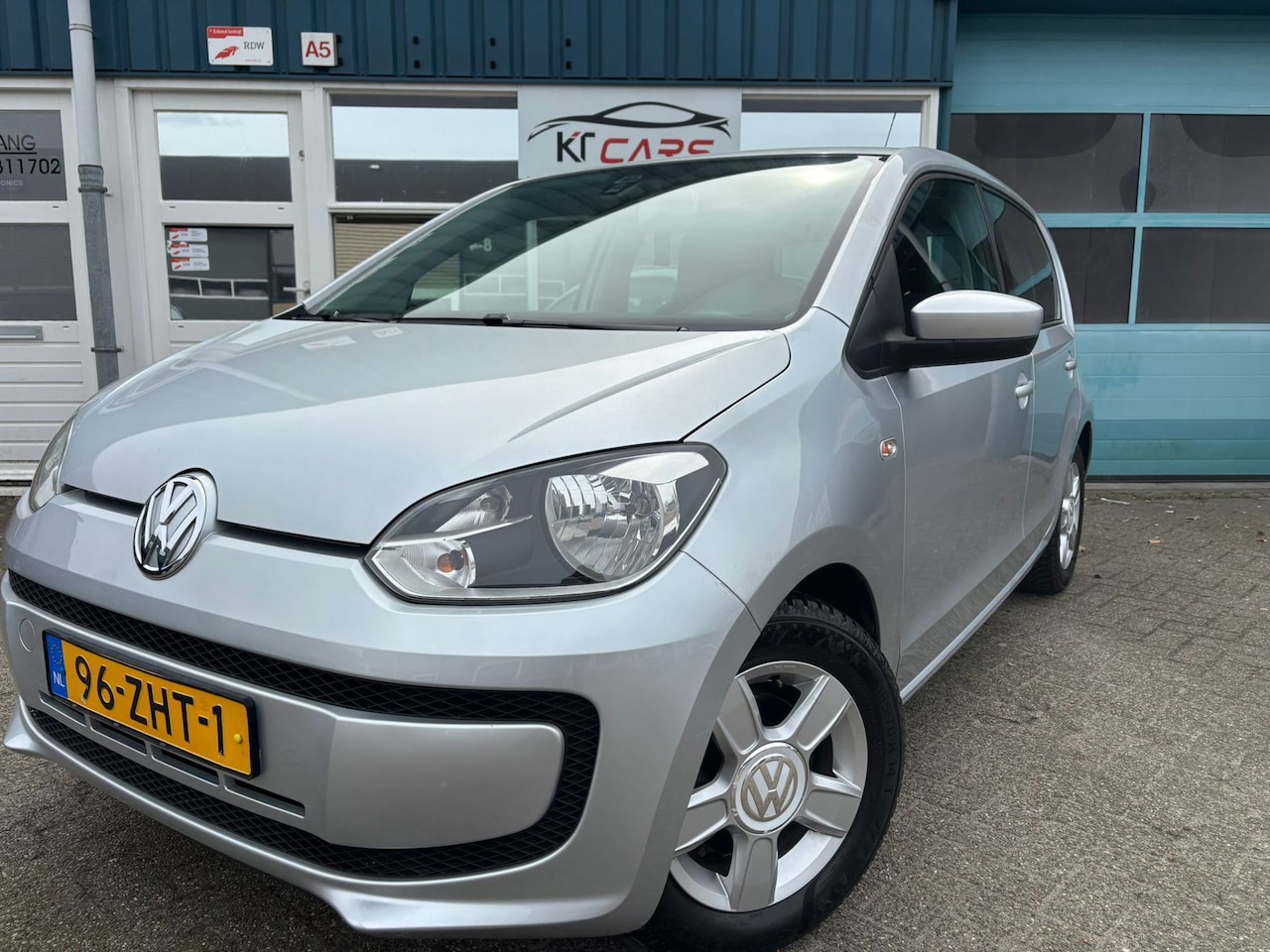 Volkswagen Up! - 1.0 move up! BlueMotion |Lage KM stand NAP | 5Drs |Airco | Dealer Onderhouden | EL Ramen | - AutoWereld.nl
