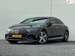 Mercedes-Benz EQE - 300 AMG 89 kWh Burmester 360 Cam Distronic Keyless Memory seats Leer Dodehoek detectie