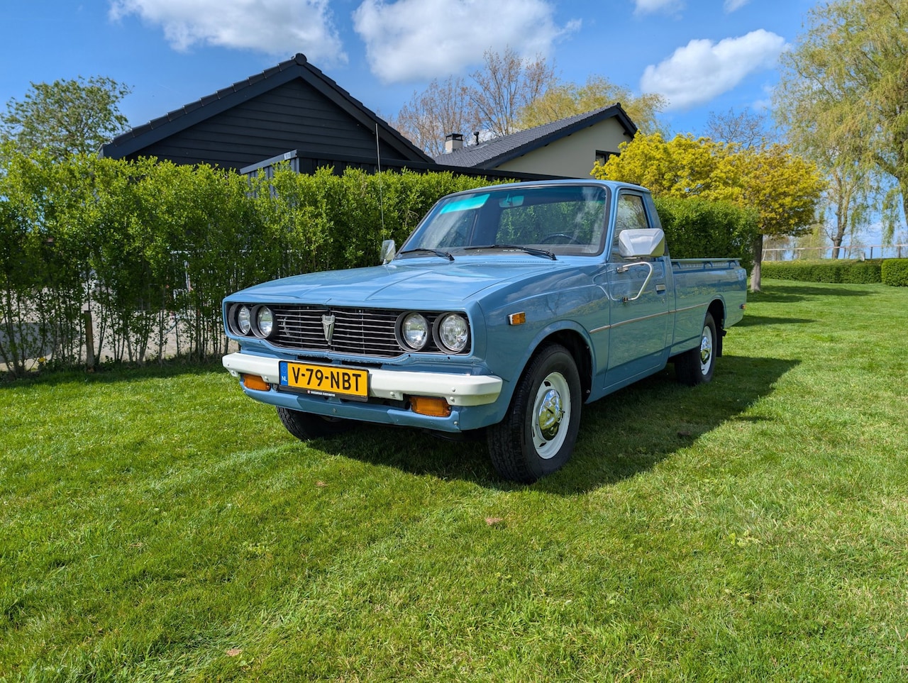 Toyota HiLux - RN28L - AutoWereld.nl