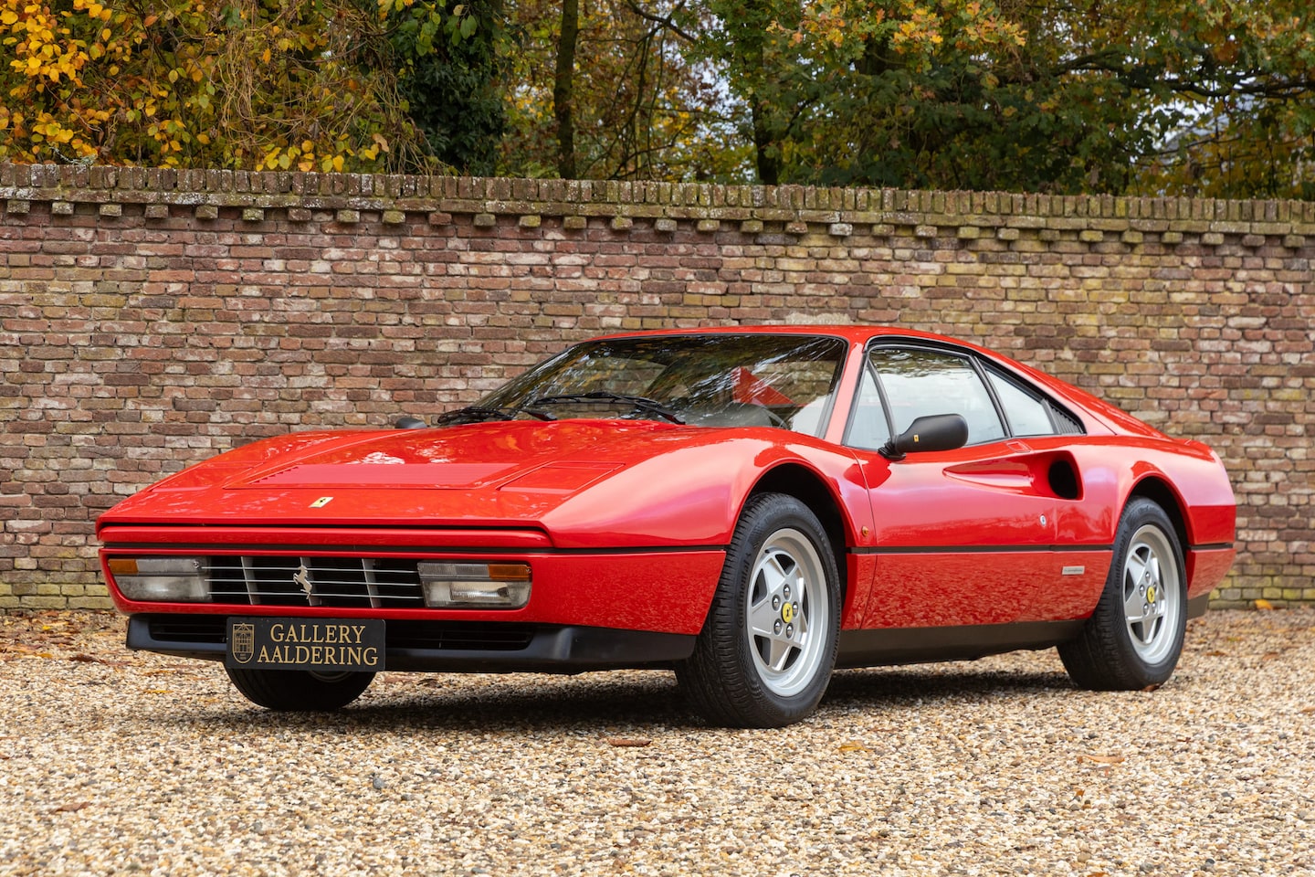 Ferrari 328 - GTB "32.217 kms from new" TOP Quality example! Recent timing belt replacement and service - AutoWereld.nl