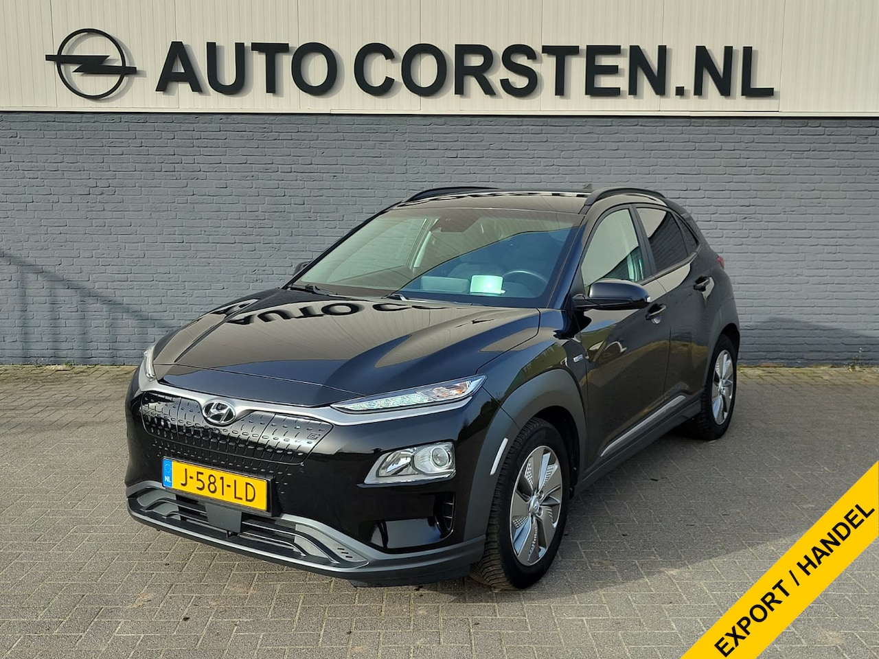 Hyundai Kona Electric - EV 64kWh SOH 100% //Bijgeluid Rijmotor// Warmtepomp Navi Ecc Camera Adap.Cruise Pdc Head-U - AutoWereld.nl