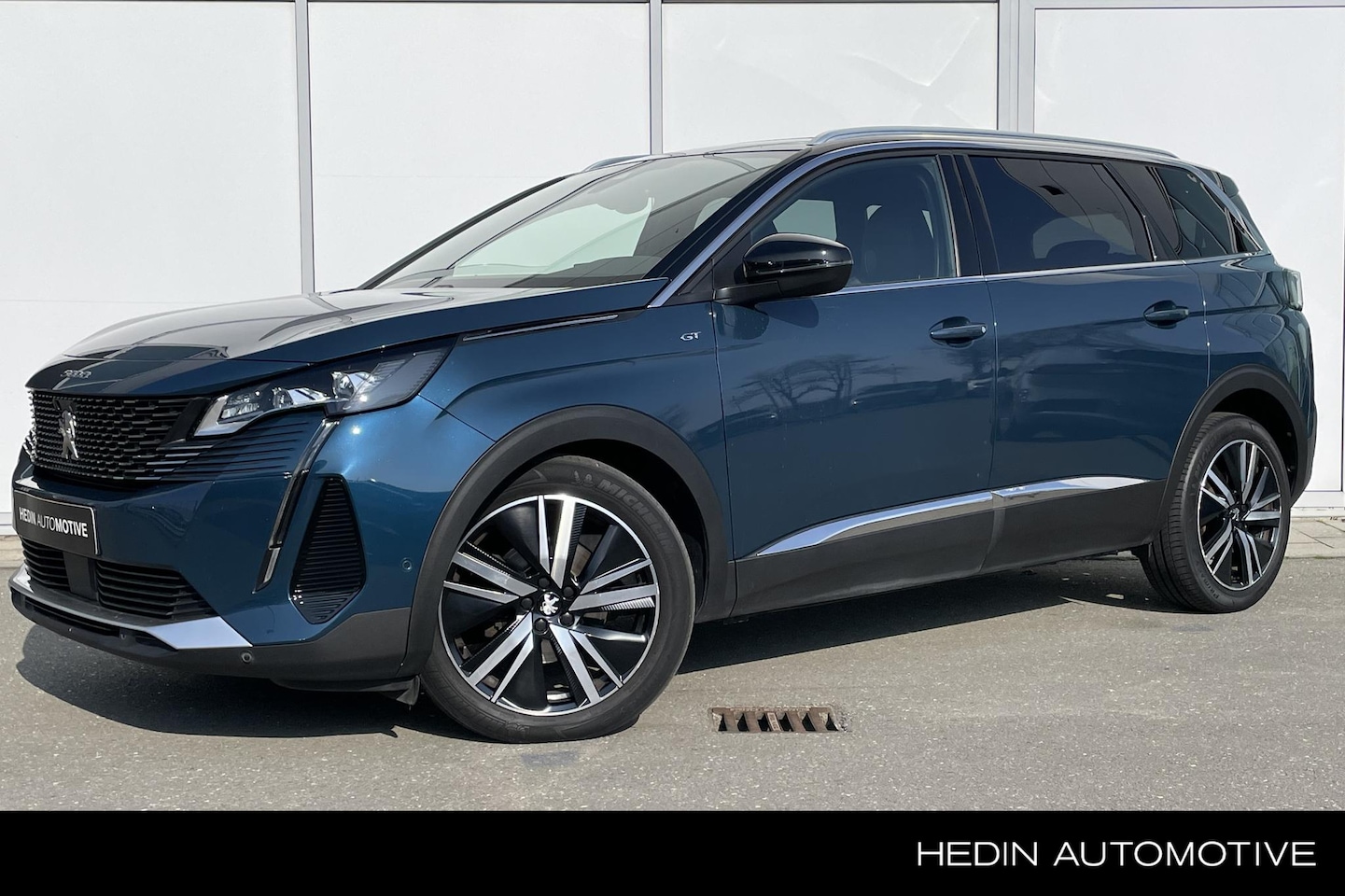 Peugeot 5008 - 1.2 130pk GT Pack Business Aut. | El. Panoramadak | Camera V+A | Adapt. Cruise | Elek. sto - AutoWereld.nl