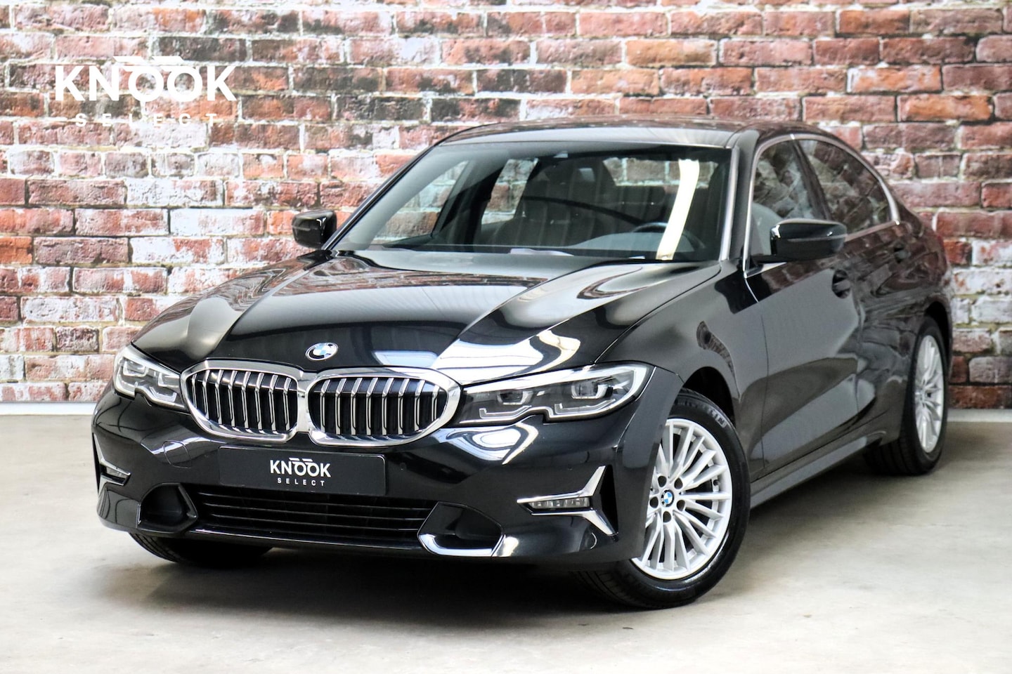 BMW 3-serie - Sedan 318i High Executive Luxury Line Automaat / Live Cockpit Professional / Sportstoelen - AutoWereld.nl