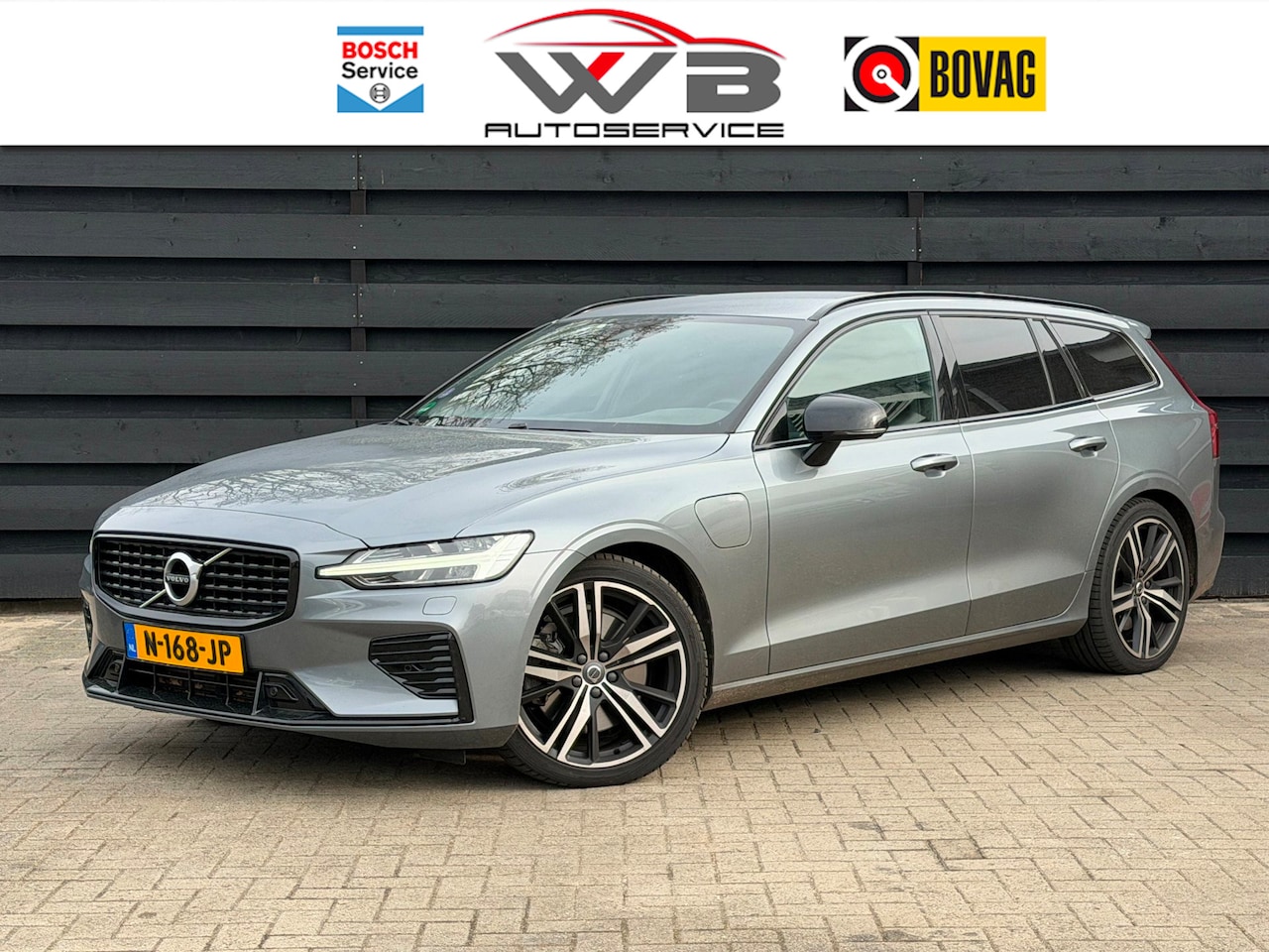 Volvo V60 - 2.0 T6 Recharge AWD R-Design I H&K I BLIS I Camera - AutoWereld.nl