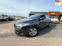 Renault Mégane - 2.0 Dynamique/Automaat/Nl Auto/78000 Km