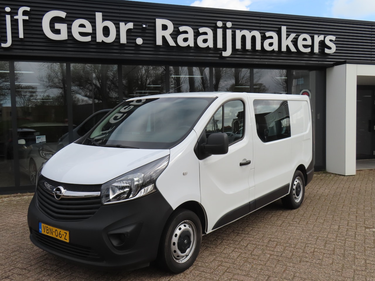 Opel Vivaro - 1.6 CDTI L1H1 DC Edition*Airco*6-Persoons* - AutoWereld.nl