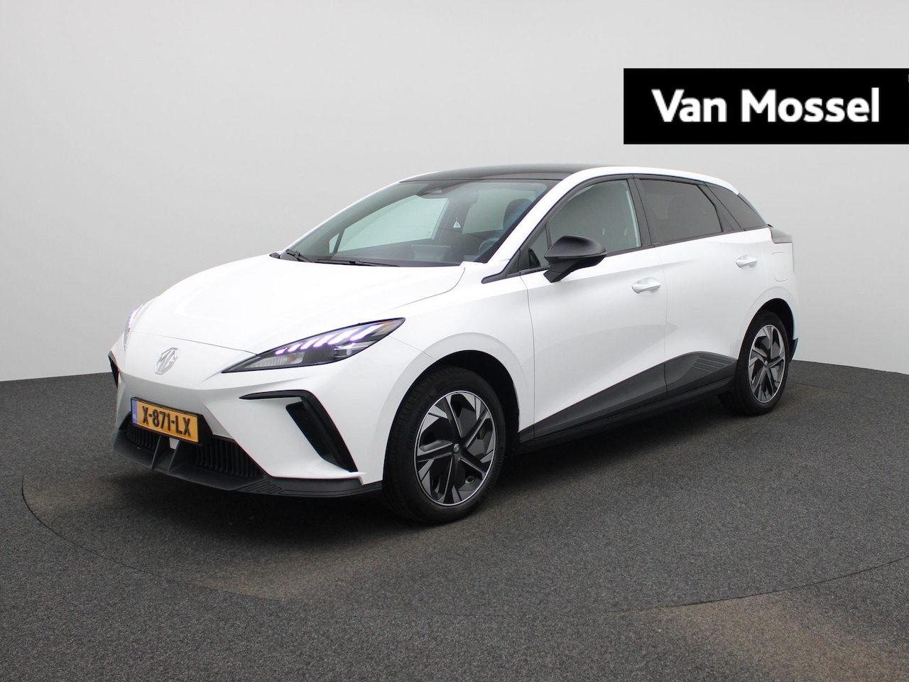 MG MG4 Electric - Comfort 64 kWh | Apple Carplay/Android Auto | Cruise Control | Parkeersensoren | - AutoWereld.nl