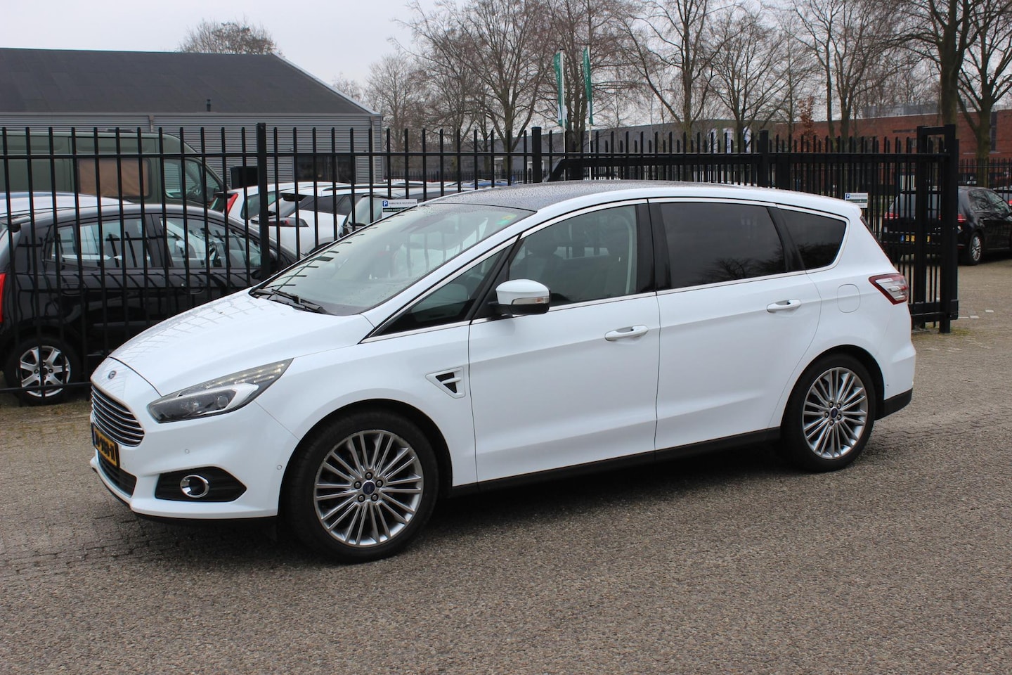 Ford S-Max - 2.0 TDCi Automaat Titanium 7-pers. - AutoWereld.nl