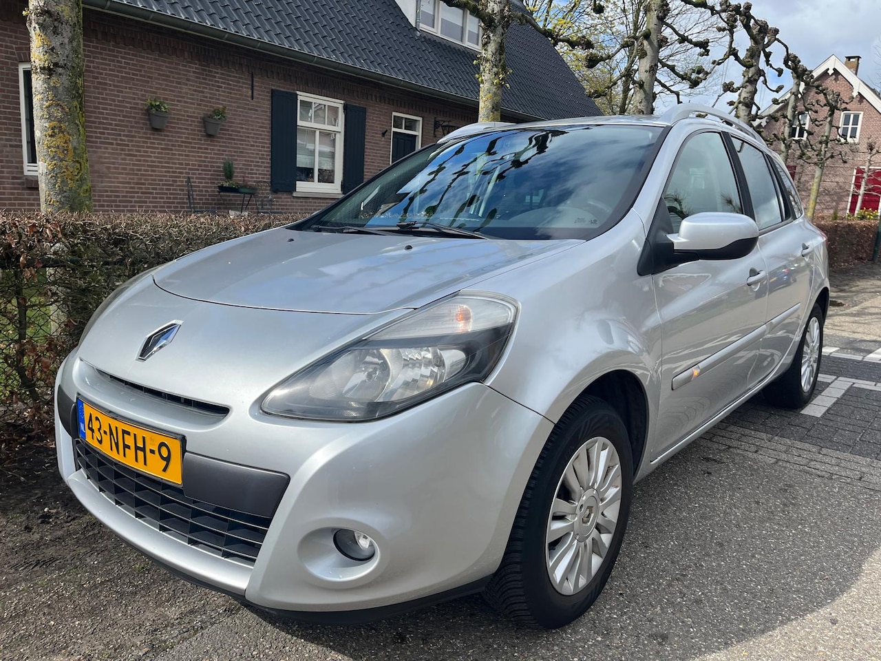 Renault Clio Estate - 1.2 TCE Airco - AutoWereld.nl