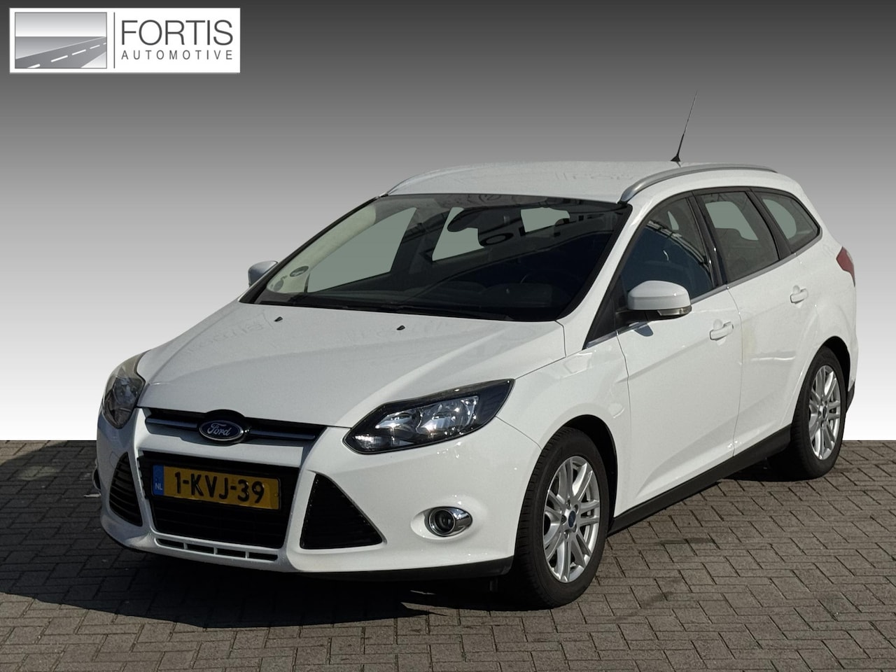 Ford Focus Wagon - 1.0 EcoBoost Titanium NL-AUTO | GOED ONDERHOUDEN | NAVI - AutoWereld.nl
