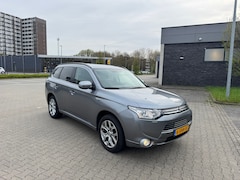 Mitsubishi Outlander - 2.0 PHEV Instyle