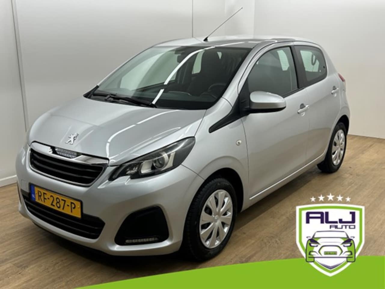 Peugeot 108 - Occasion 1.0 e-VTi Access | Grijs | Tweedehands Peugeot 108 | Airco | Bluetooth audio - AutoWereld.nl
