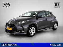 Toyota Yaris - 1.5 Hybrid 115 Active | Parkeersensor voor en achter | Stoelverwarming |