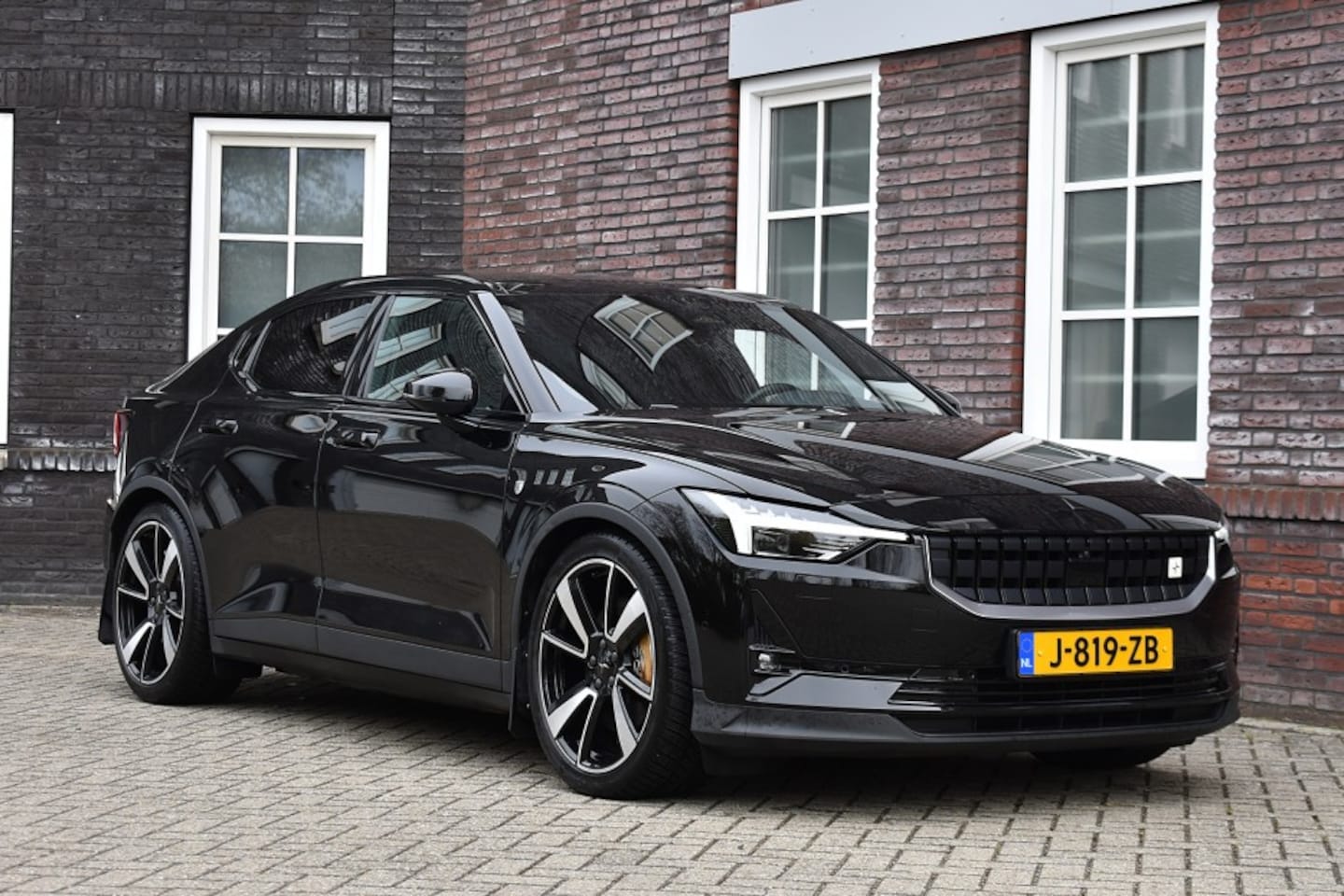 Polestar 2 - Long Range Dual Motor Launch Edition 78kWh 92% SOH Wij zijn op afspraak geopend! Graag bel - AutoWereld.nl