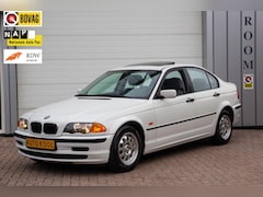 BMW 3-serie - 318i Automaat Clima Schuifdak NETTE AUTO
