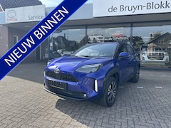 Toyota Yaris Cross - 1.5 Hybrid 130 Dynamic + Comfort Pack dodehoekdetectie / stoelverwarming / stuurwielverwar