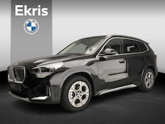 BMW iX1 - eDrive20 Pure Edition / Driving assist / Trekhaak / Premium Pack / X-Line / Alu 18 inch