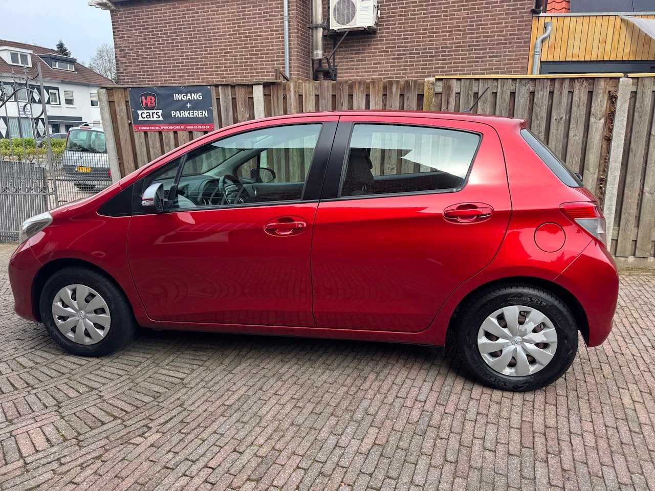 Toyota Yaris - 1.0 VVT-i Aspiration 1.0 VVT-i Aspiration - AutoWereld.nl
