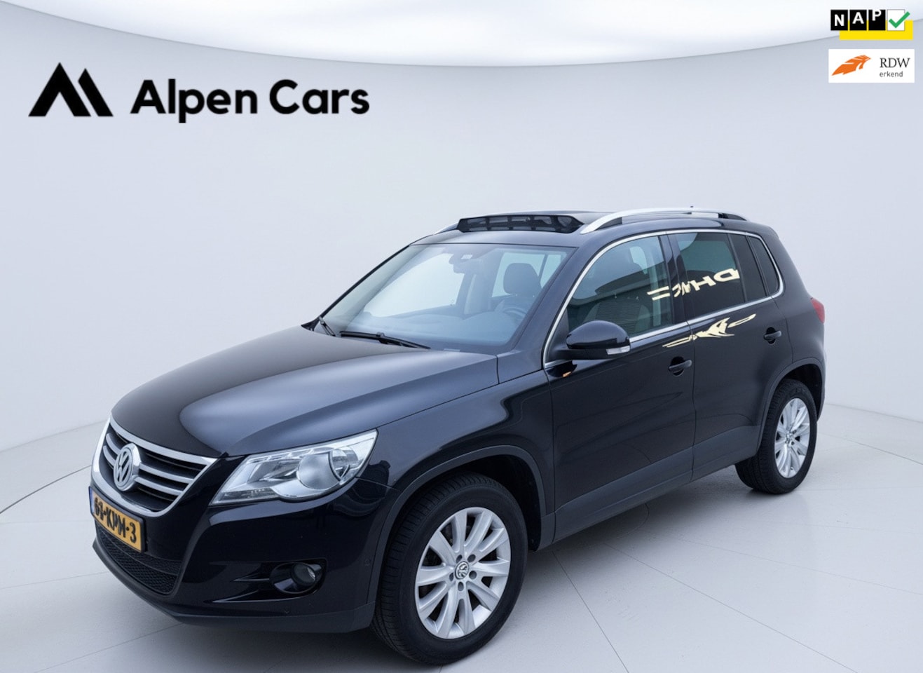 Volkswagen Tiguan - 1.4 TSI Sport&Style PANO / Camera / Cruise Controle / AC / PDC / LMV - AutoWereld.nl