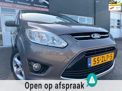 Ford C-Max - 1.6 EcoBoost Titanium van 2de Eig met parkeersensoren en trekhaak en navigatie en bluetoot