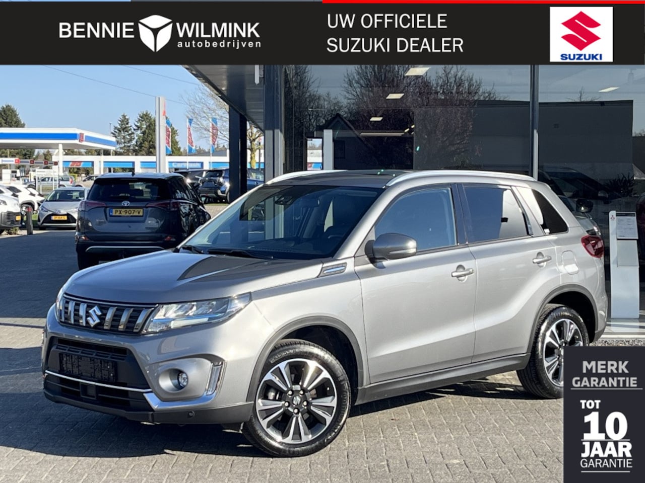 Suzuki Vitara - 1.5 Hybrid Style | Panoramadak | Parkeersensoren - AutoWereld.nl