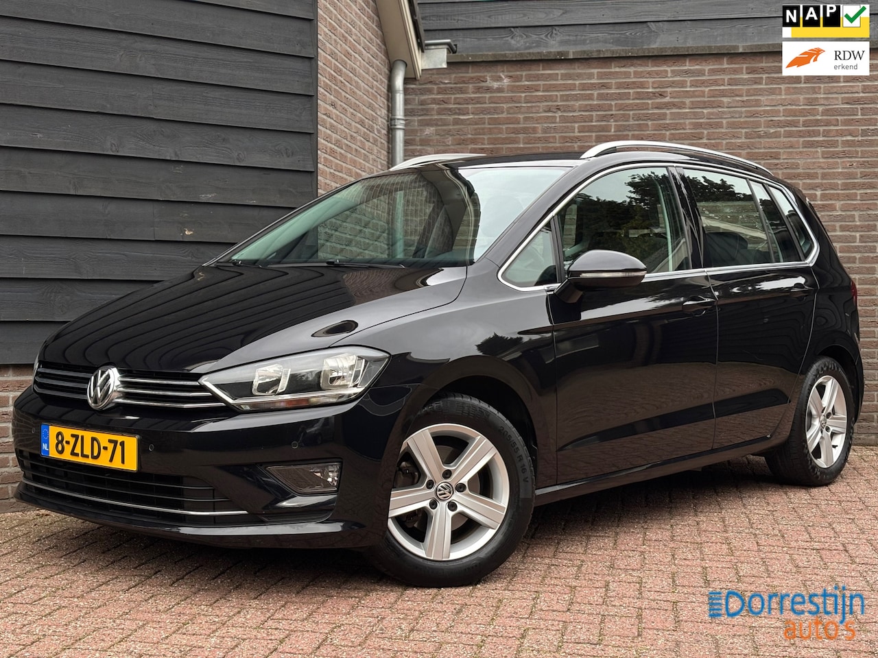 Volkswagen Golf Sportsvan - 1.2 TSI Highline | Trekhaak | PDC | Navi | Massage stoel | Stoelverwarming | NAP - AutoWereld.nl
