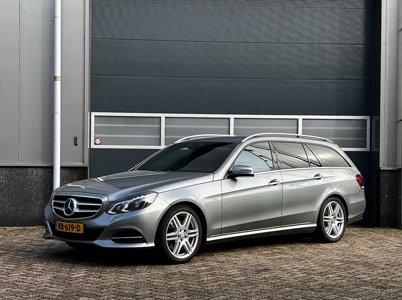 Mercedes-Benz E-klasse Estate - 250 CDI Prestige Avantgarde bj.2013 7 Pers|Autom|Camera|Trekhaak. - AutoWereld.nl