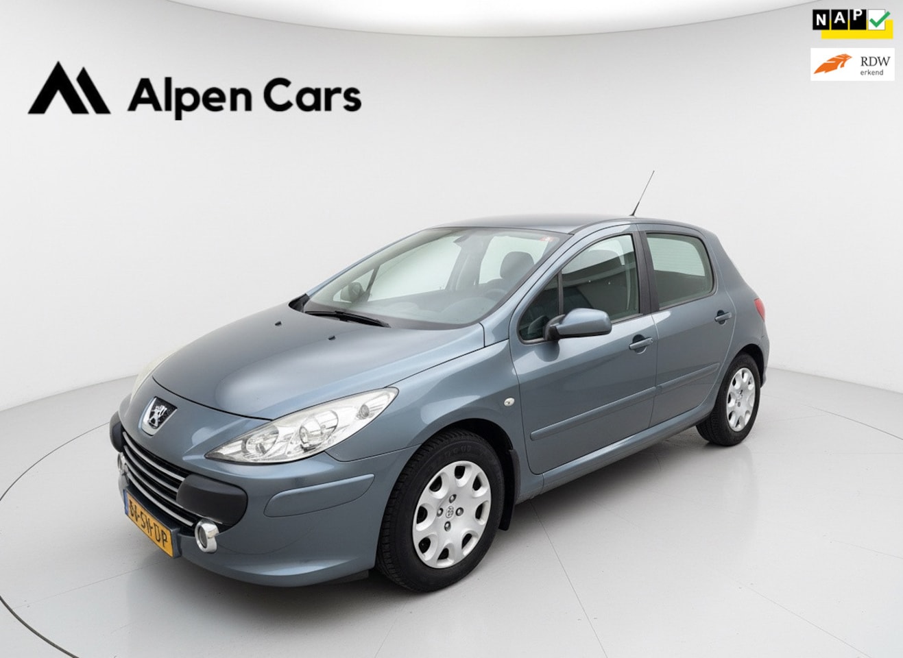 Peugeot 307 - 1.6-16V XS Airco / Cruise controle / Trekhaak / APK 04-2027 - AutoWereld.nl