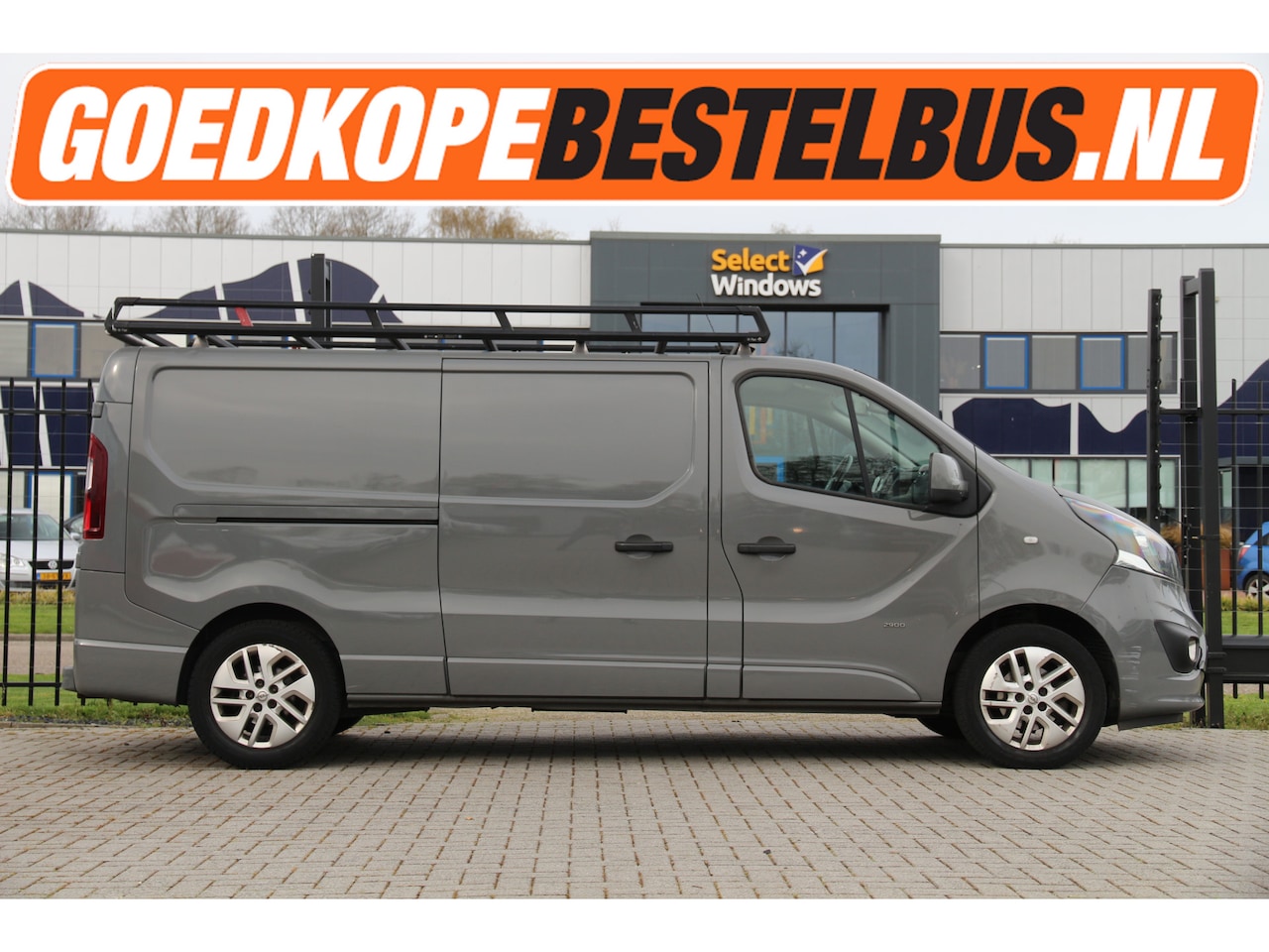 Opel Vivaro - 1.6 CDTI 120PK / L2H1 / Imperiaal / Trekhaak / Navi / Airco.. - AutoWereld.nl
