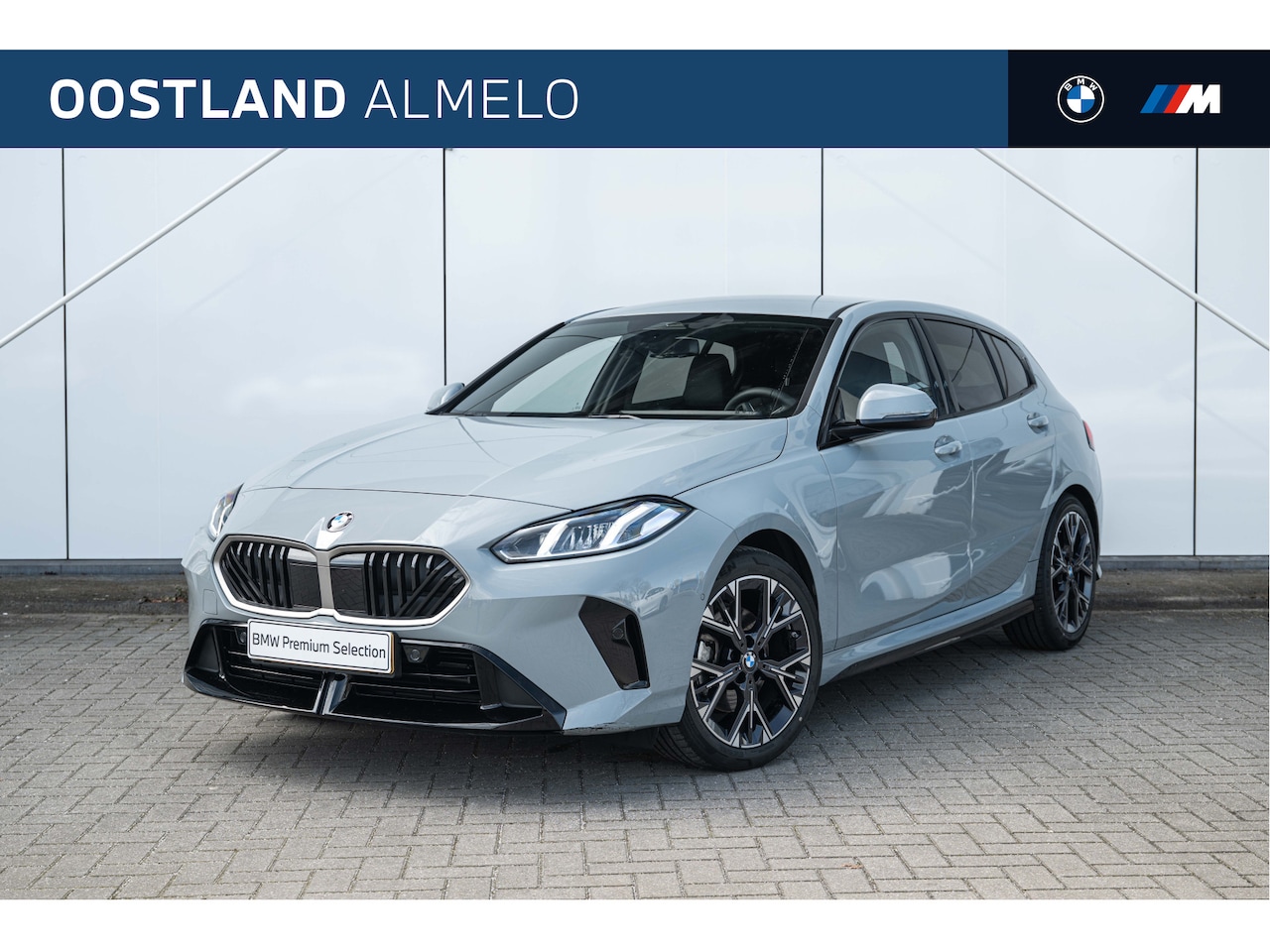BMW 1-serie - 120 M Sport Automaat / M Adaptief onderstel / Sportstoelen / Achteruitrijcamera / Stuurver - AutoWereld.nl