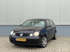 Volkswagen Polo - 1.4-16V Highline / Airco / Nieuwe APK