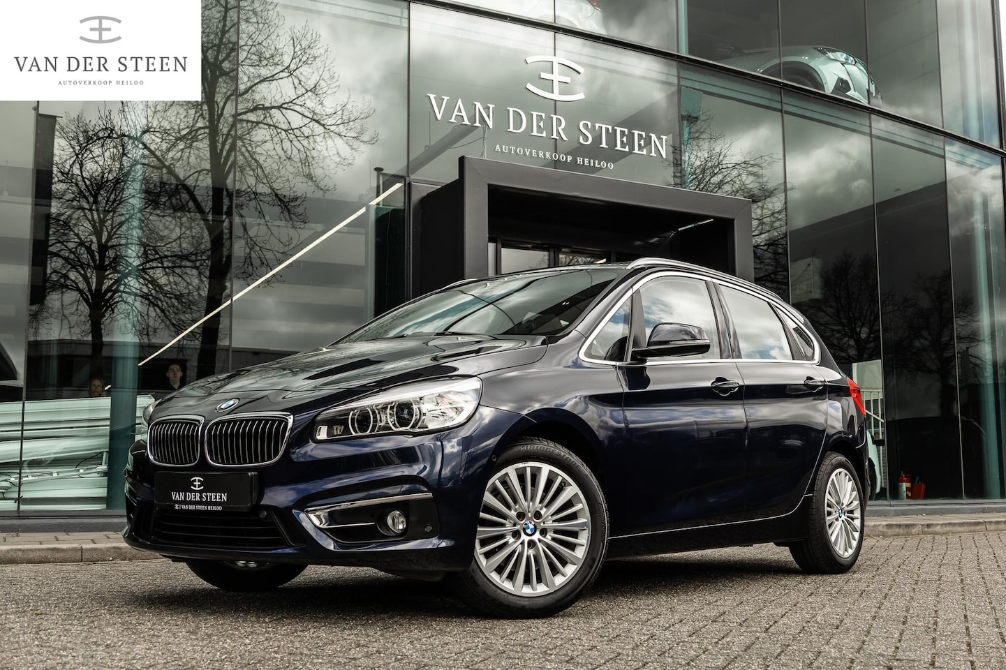 BMW 2-serie Active Tourer - 218i Luxury | Schuifdak | Leder | NL Auto - AutoWereld.nl