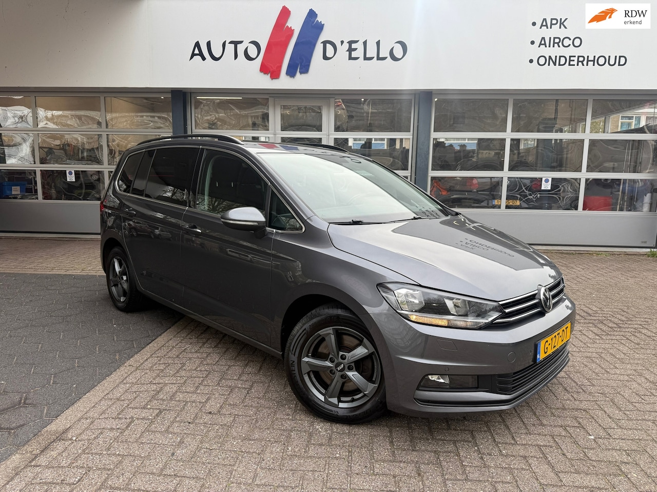 Volkswagen Touran - 1.4 TSI Highline Edition R DSG|7PERS|NIEUWE DISTRIBUTIE - AutoWereld.nl