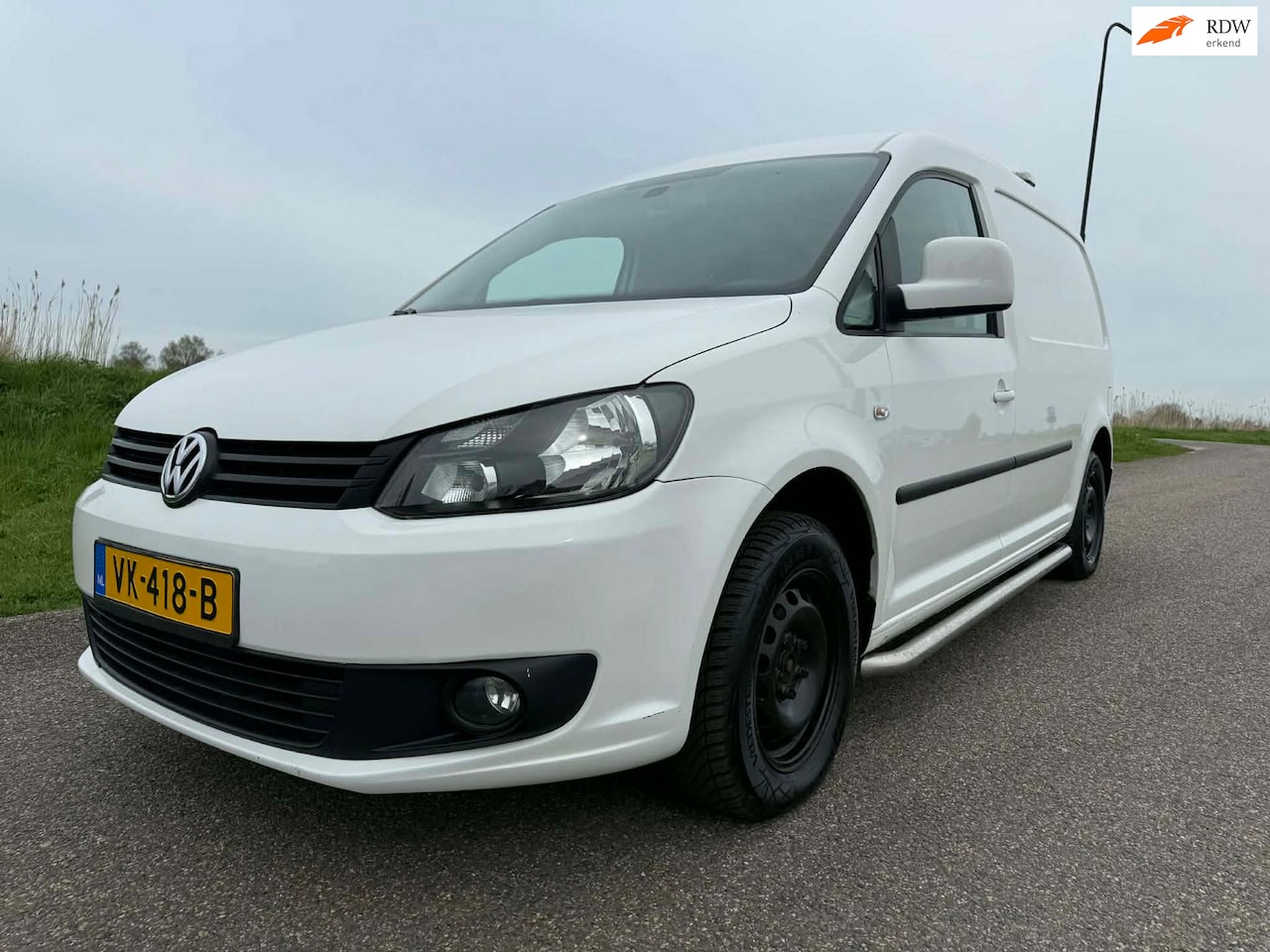 Volkswagen Caddy Maxi - 1.6 TDI automaat ! zeer nette auto ! - AutoWereld.nl