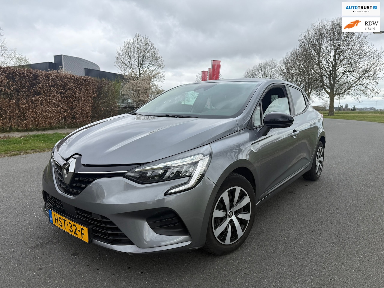 Renault Clio - 1.0 SCe NAVI/LINE ASS./LED/APK 2027 - AutoWereld.nl