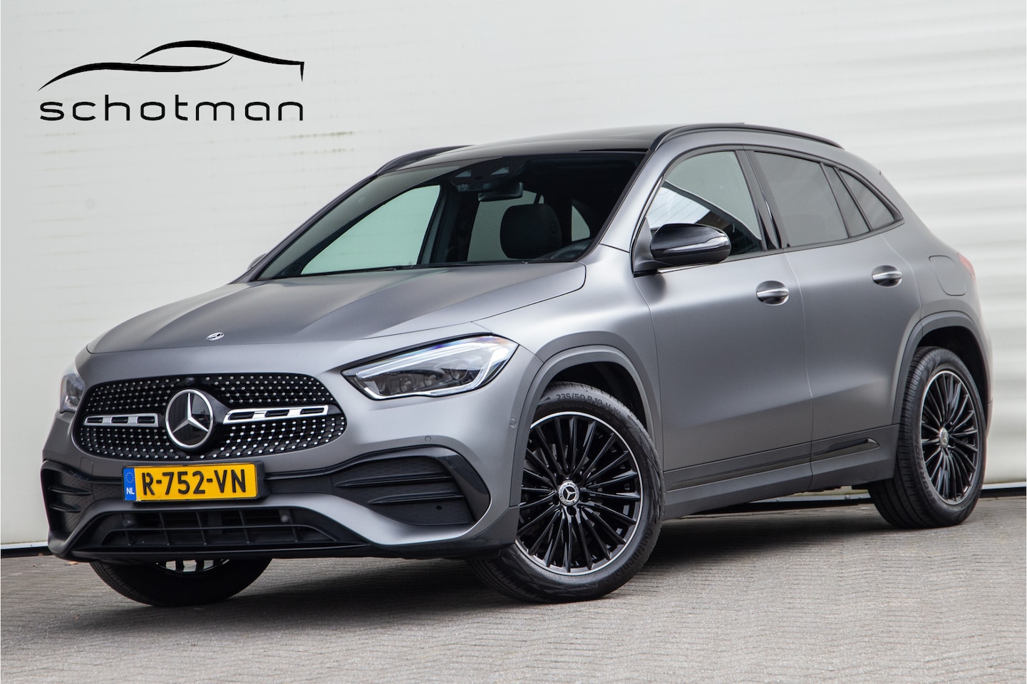 Mercedes-Benz GLA-Klasse - 250 e AMG Premium, Designo, Pano, Distronic, Nightpakket, Key-Less - AutoWereld.nl