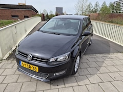 Volkswagen Polo - 1.4-16V Highline