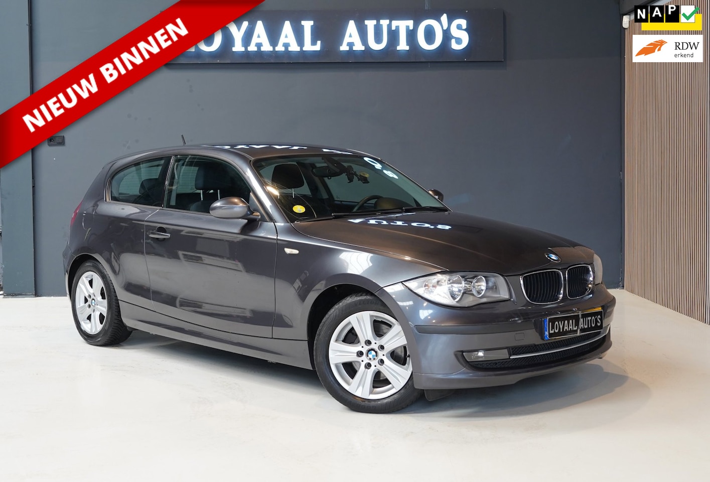 BMW 1-serie - 118i Business Line | AUT | AIRCO | ELEK.RAMEN | NAP | APK. - AutoWereld.nl