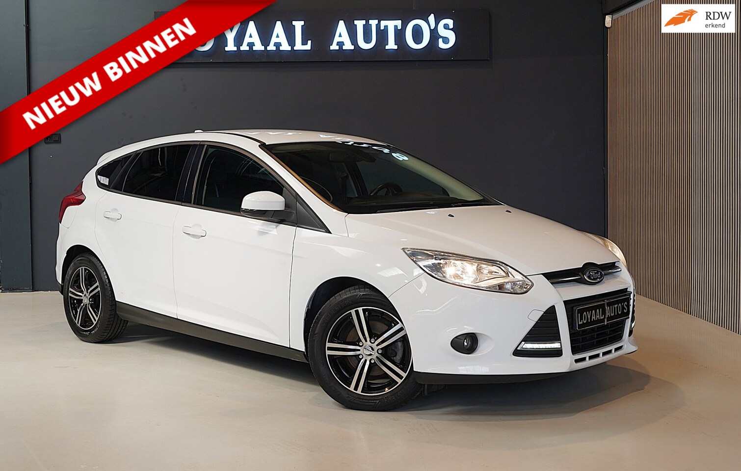 Ford Focus - 1.0 EcoBoost Trend | NAVI | AIRCO | STOELVERW. | ELEK.RAMEN | APK. - AutoWereld.nl