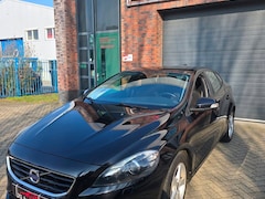 Volvo V40 - v40 1.6 T2 Summum zeer netjes nwe apk