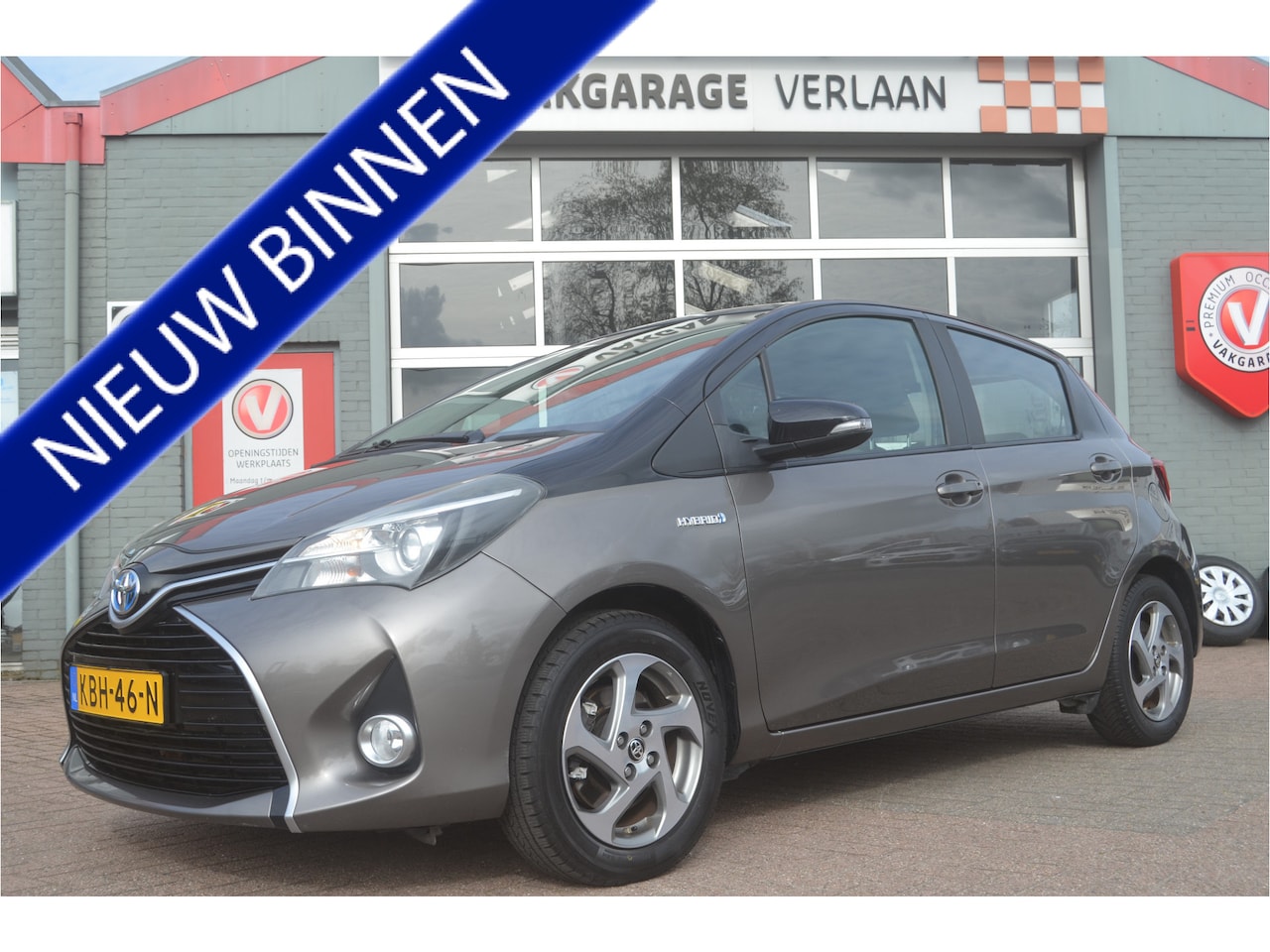 Toyota Yaris - 1.5 Hybrid ....12 mnd. gar..... - AutoWereld.nl