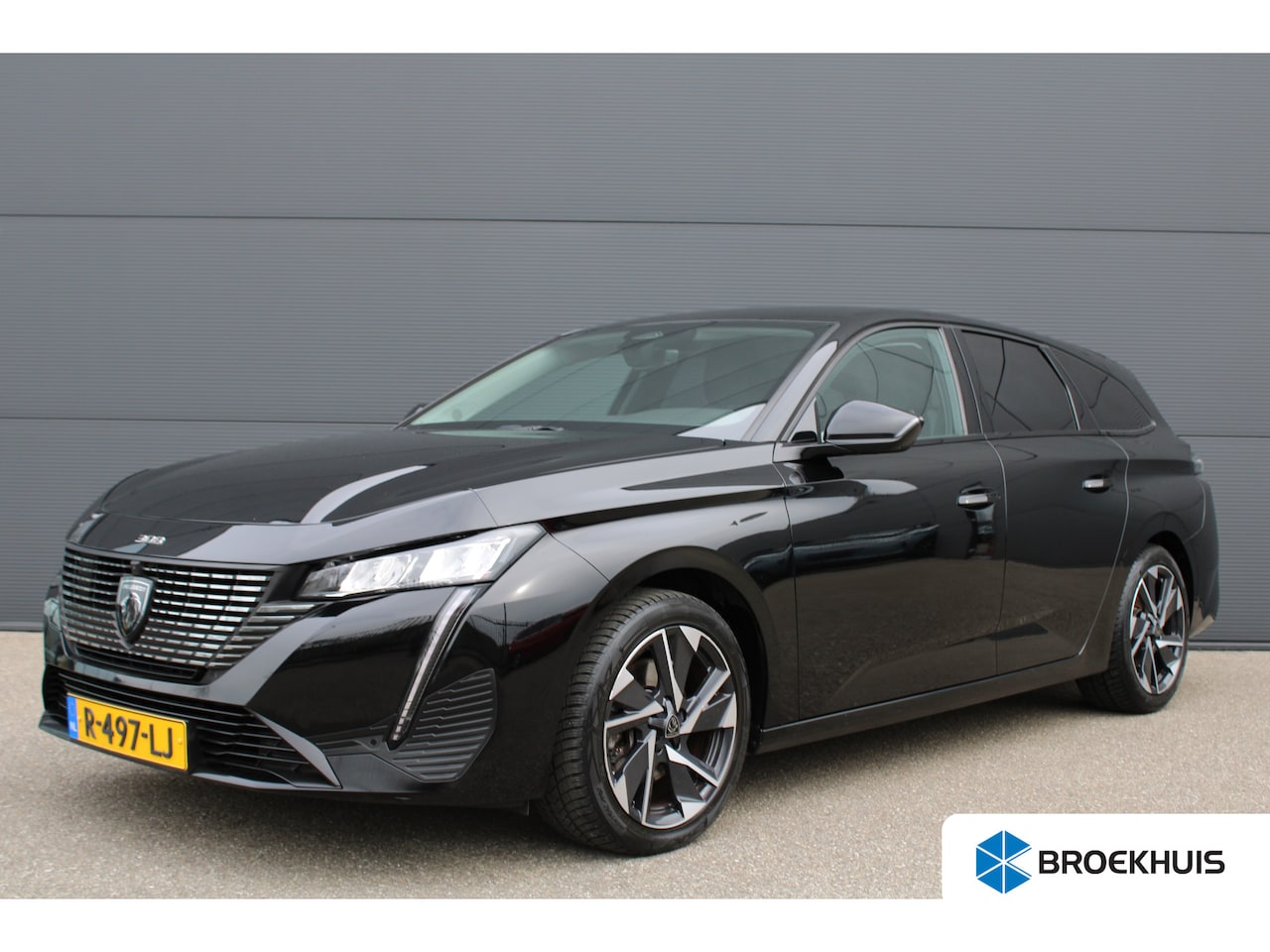 Peugeot 308 SW - 1.2 PureTech Allure Pack Business | Navigatie | Camera voor + achter | AGR comfortstoel | - AutoWereld.nl