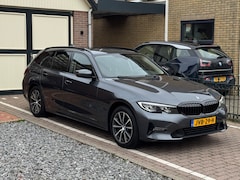BMW 3-serie Touring - 320e xDrive Business Edition Plus BMW 320e Touring xDrive Business Edition Plus | Shadow Line | Dealer Onderhouden