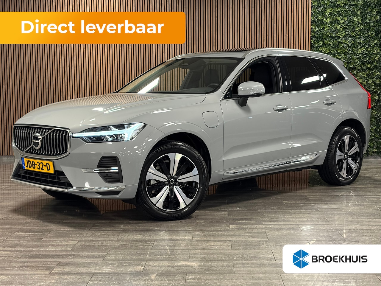 Volvo XC60 - T6 AWD Recharge Plus Bright | Trekhaak | Adaptieve Cruise Control | Stoelverwarming voor+a - AutoWereld.nl